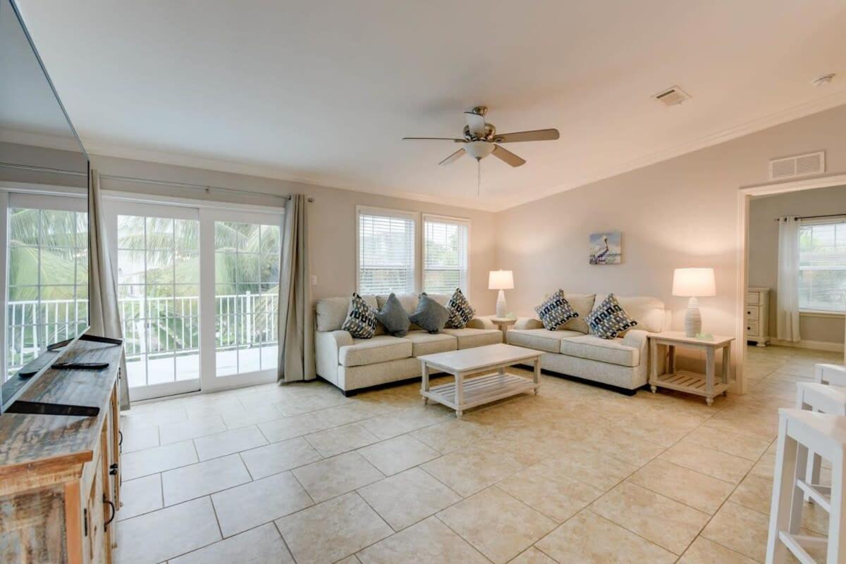 Loggerhead Lagoon - Modern Waterfront Home Pirates Cove ภายนอก รูปภาพ